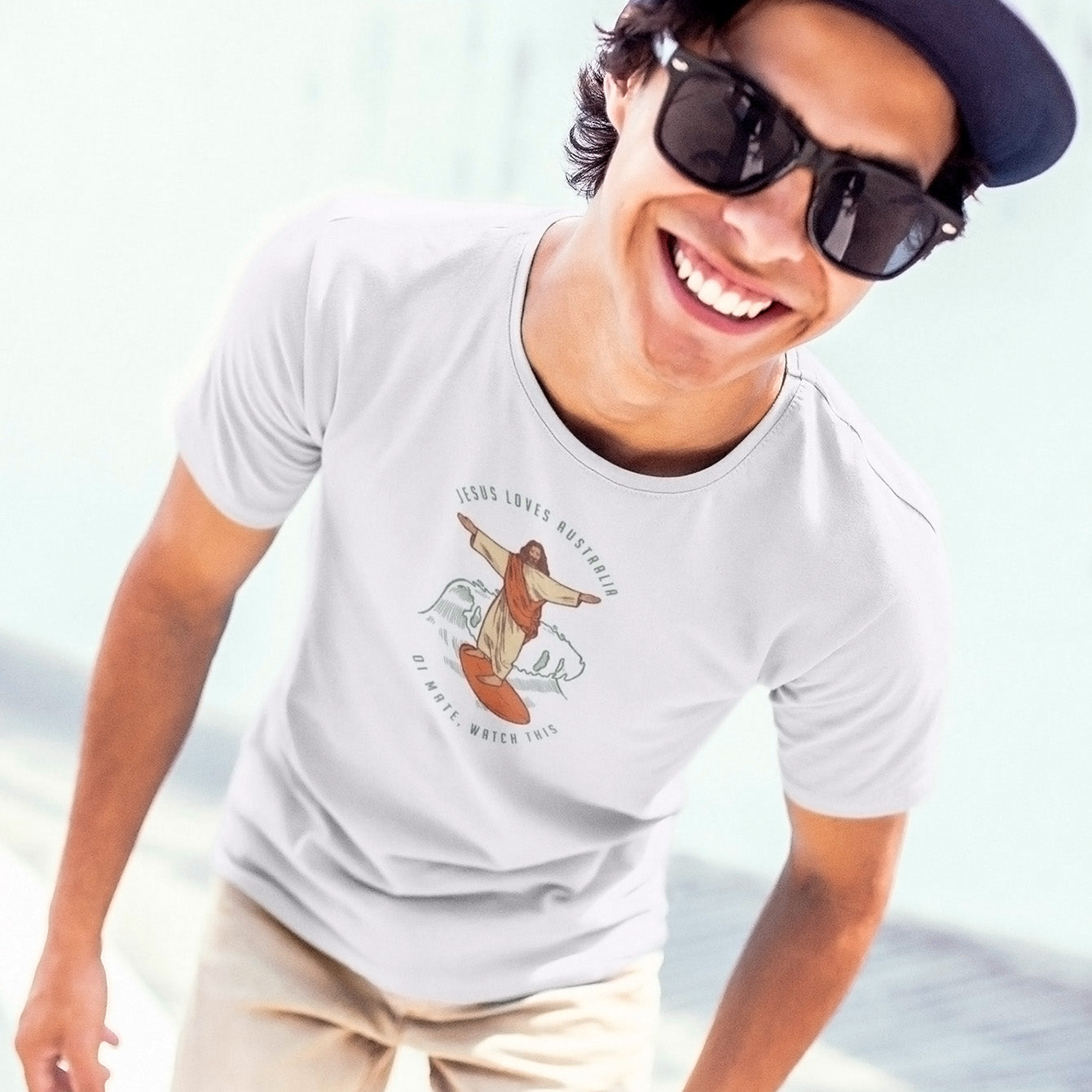 Jesus loves Australia - Heavyweight Crewneck T-shirt