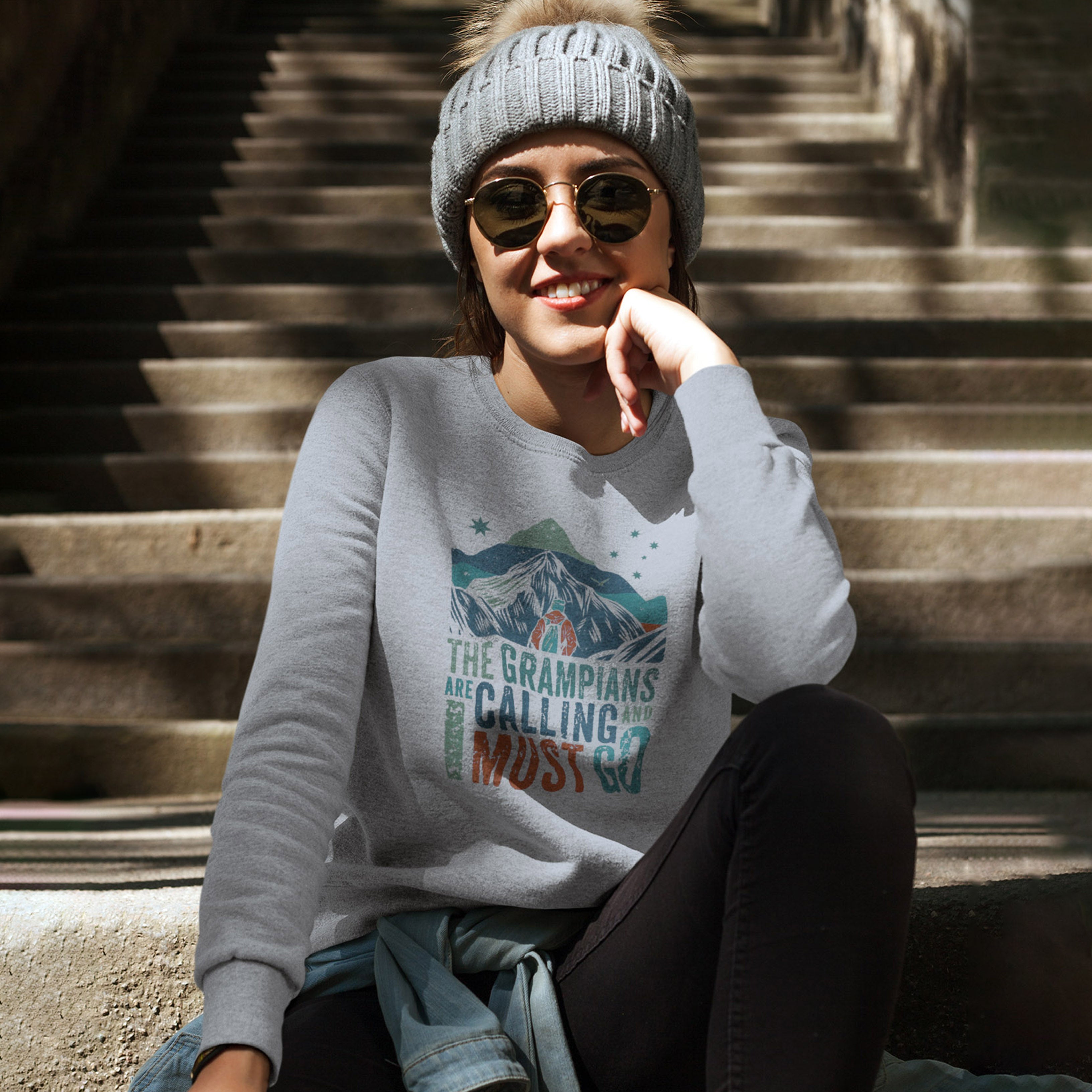 The Grampians are calling - Classic Women's Crewneck Sweatshirt